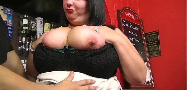  Mega-boobs plumper spreads her legs for job